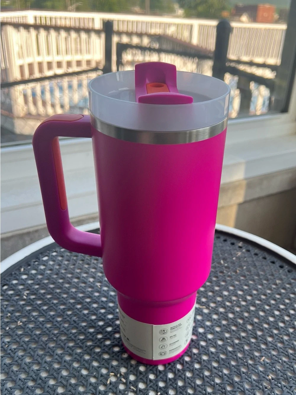 Stanley Vivid Violet Insulated Tumbler with Lid - Picture 2 of 4